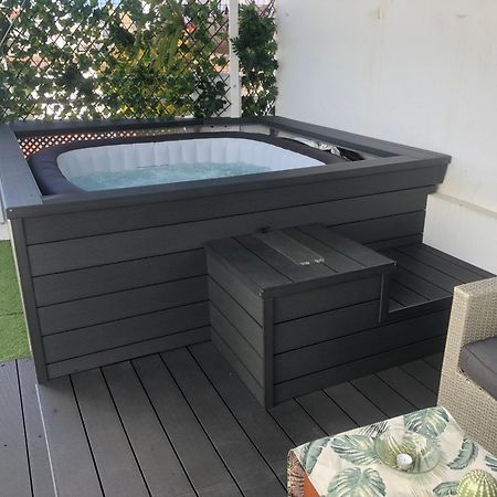 Unique Homes La Juderia Parking & Jacuzzi Sevilha Exterior foto